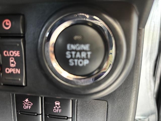 0702758A30260919W01116.jpg
