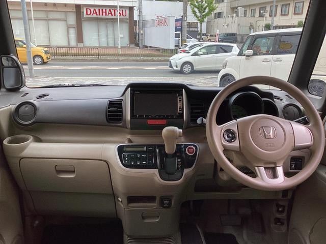 0704863A30260528W00503.jpg