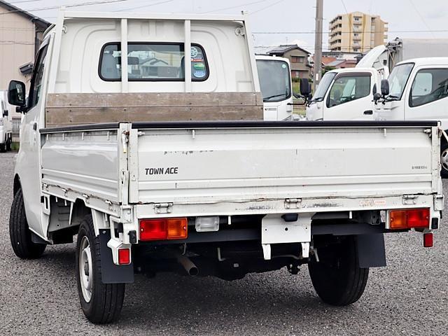 d31965419faed9e4095bd59aa00d7d10.jpg