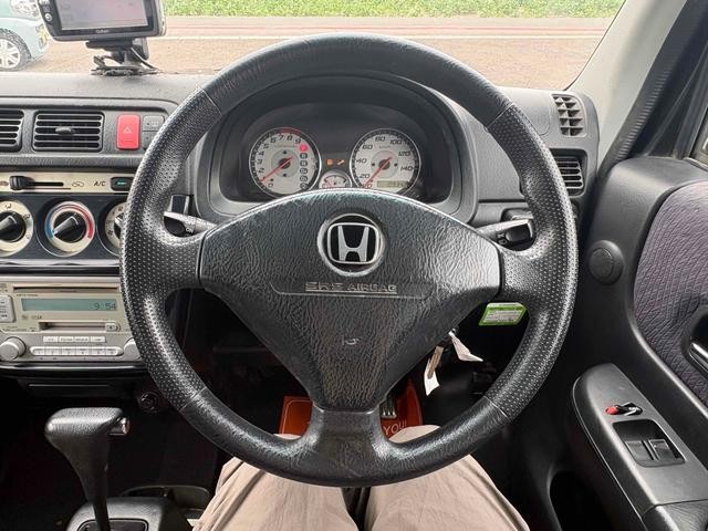 0803833A30260909W00102.jpg