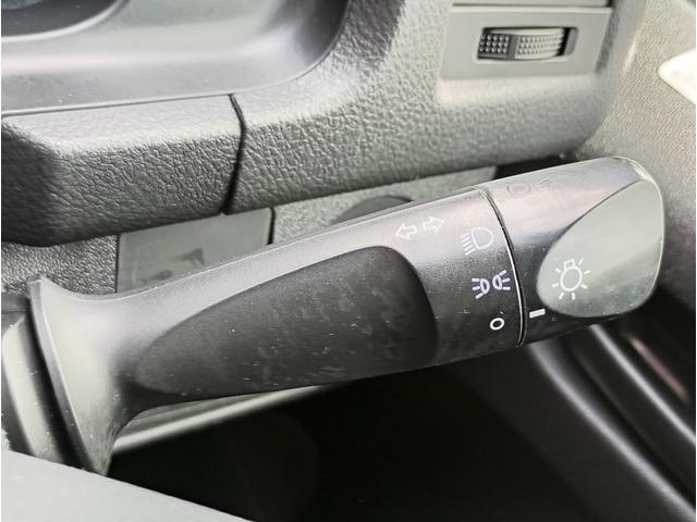 0620028A30260428W00116.jpg
