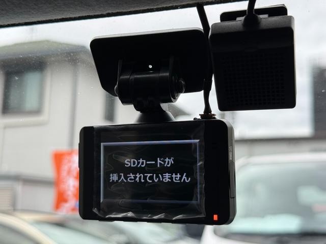 0704304A30260921W00116.jpg