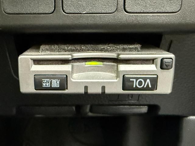 0704304A30260921W00117.jpg