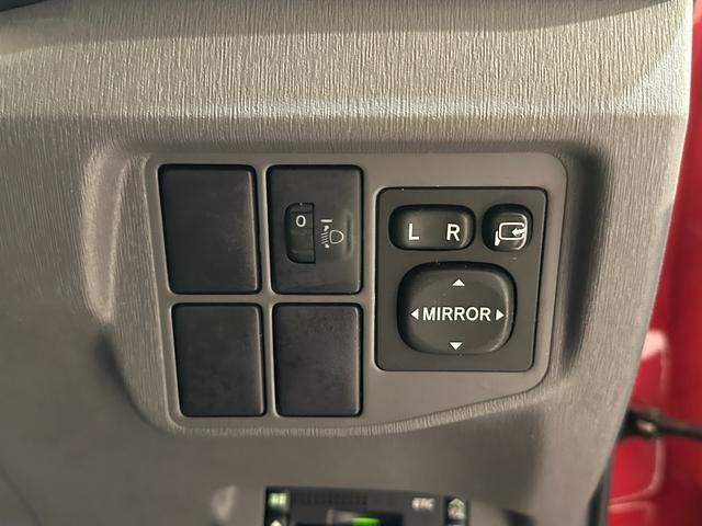 0509824A30260930W01010.jpg