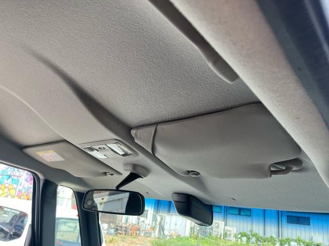 0704243A30260810W00219.jpg