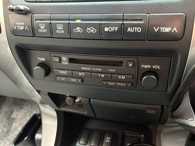 0704307A30260910W00306.jpg