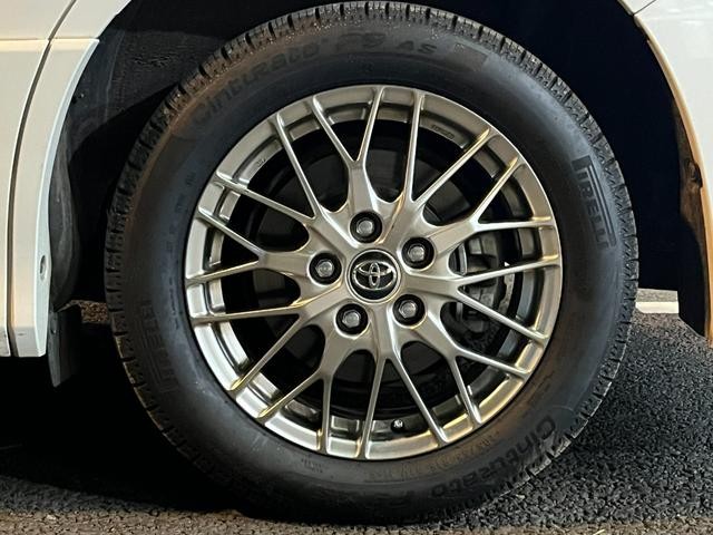 0520216A30261002W00218.jpg
