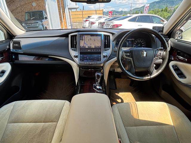 0805200A30260822W00101.jpg