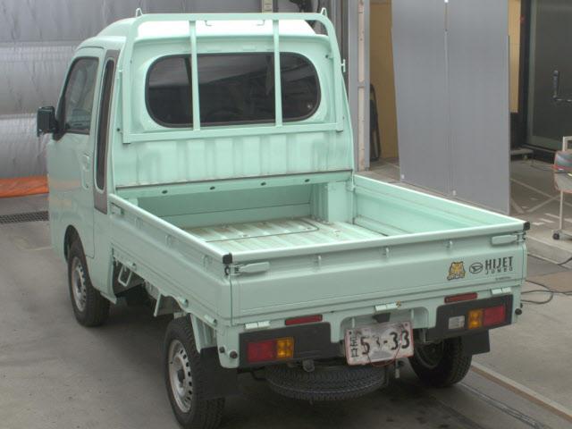 390ef124fb6c7ca2cc74ac5679e047b7.jpg