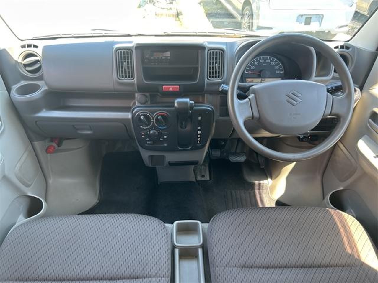 2019 Suzuki Every, photo 2 of 6