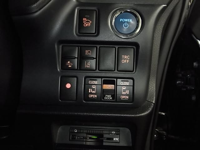 0500075A20260912K00717.jpg