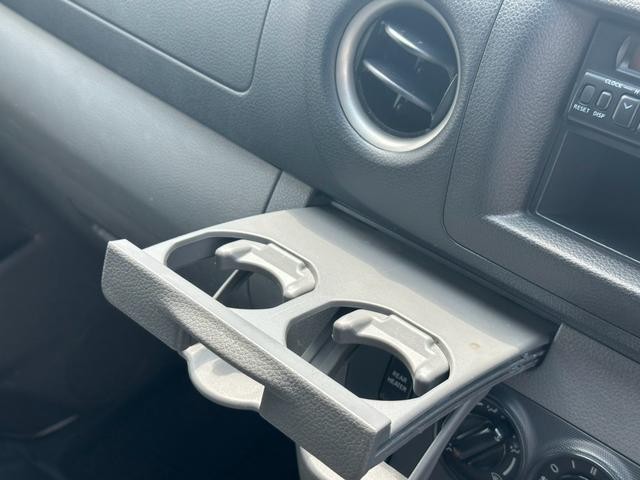 0710193A30260728W00115.jpg