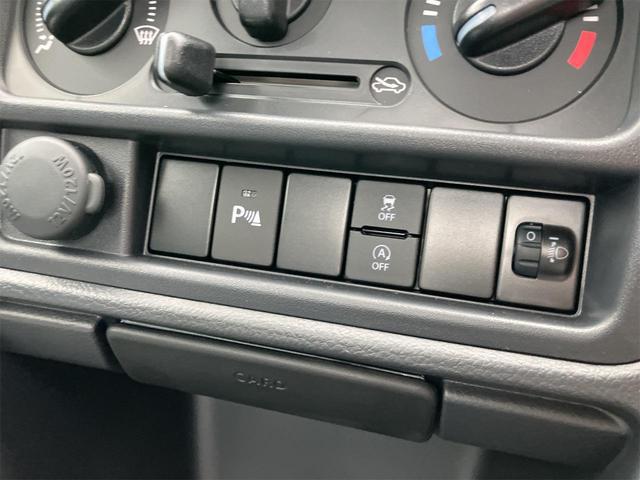 0202095A30260605W01607.jpg