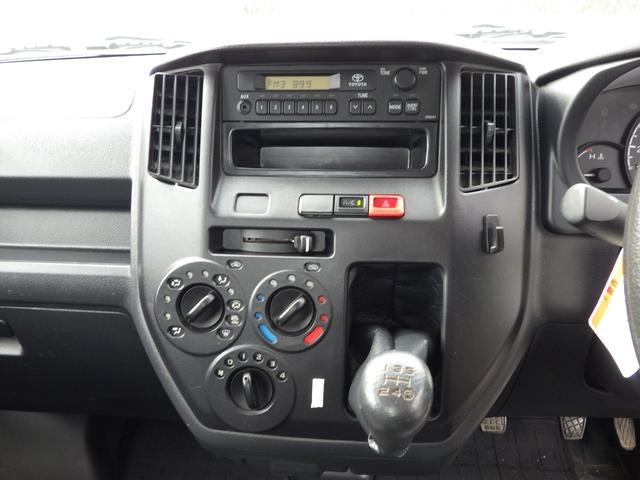 0704331A30260916W00111.jpg