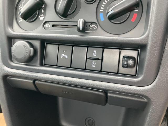 0202095A30260605W01907.jpg