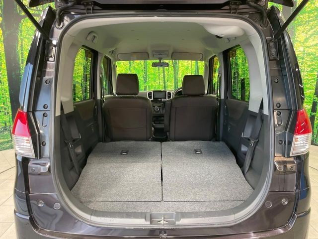 0b616a62a40c4590bb61ce2d7d34c0a7.jpg