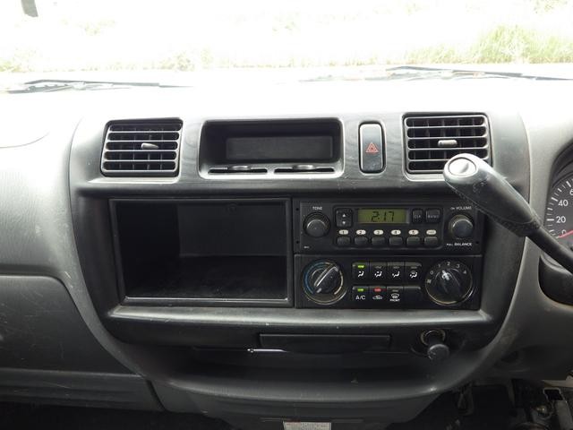 0704331A30260916W00211.jpg