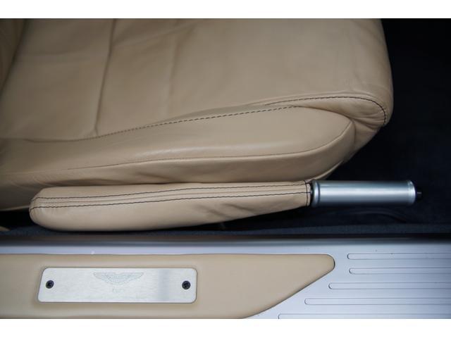 0730108A30260528W00211.jpg