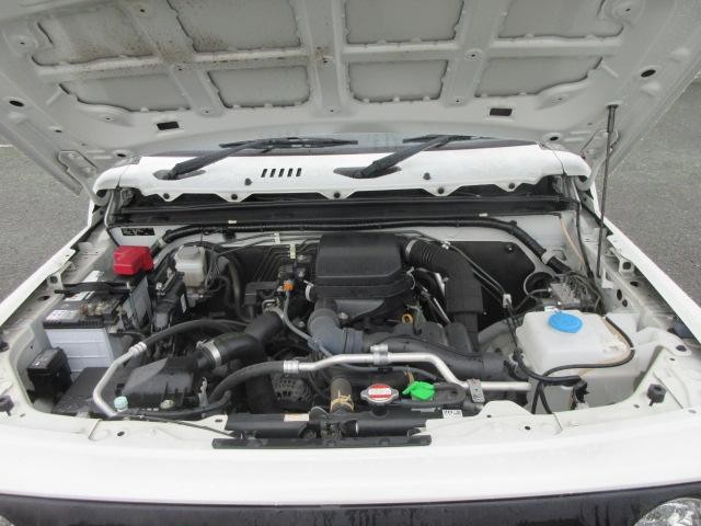 0802718A30260928W00103.jpg