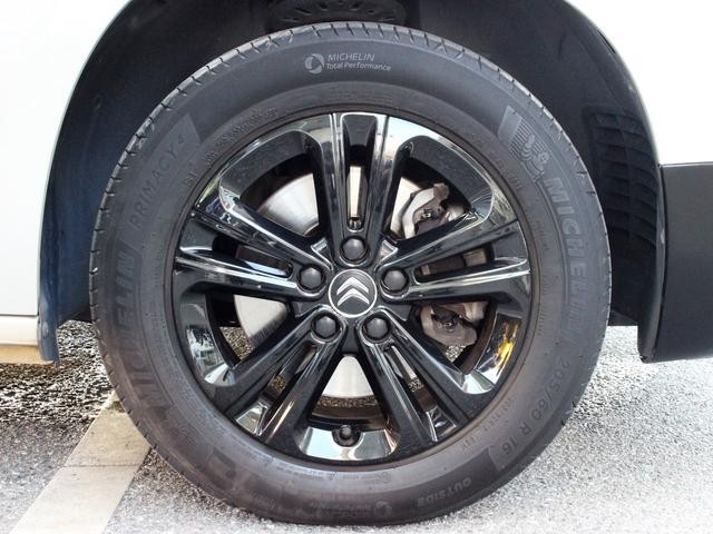 9800030A30260726W00216.jpg
