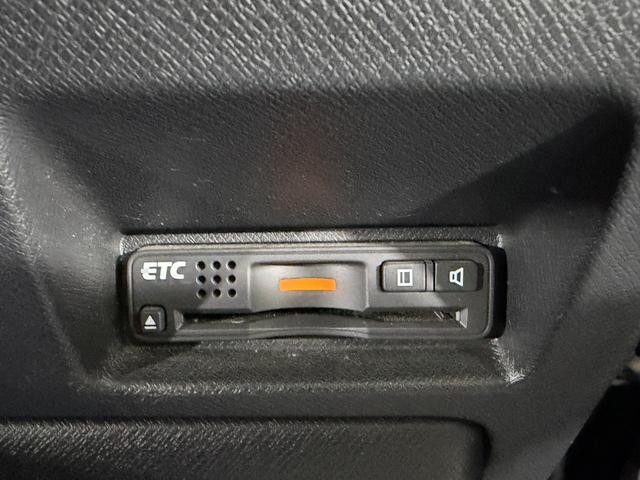 0303987A30261001W00105.jpg