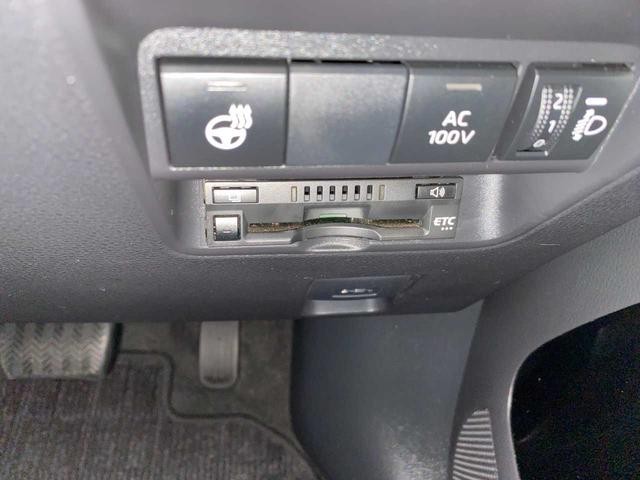 0900065A30260827W00103.jpg