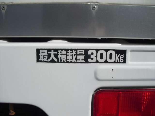 9030113A30260414W00119.jpg