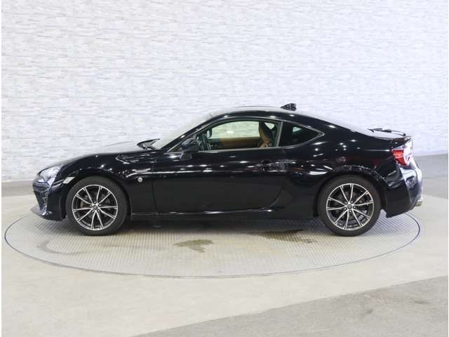 17fd22e540d8a04e0f459aa8b34178b2.jpg