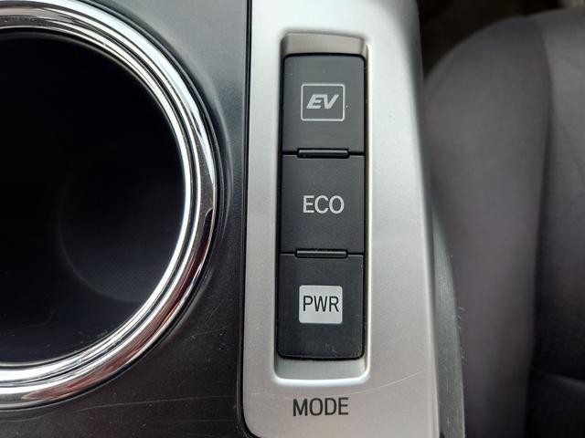 1301063A30251103W00115.jpg