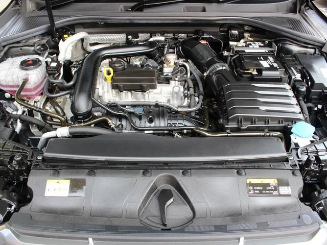 9800030A30260820W00116.jpg