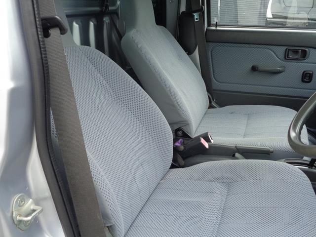 0902054A30260803W00205.jpg