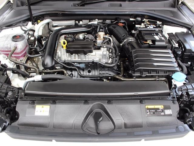 9800030A30260824W00317.jpg