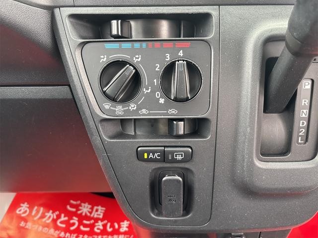 0900605A30260825W01316.jpg