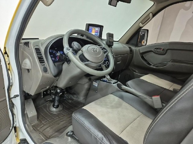 6081000320R6.jpg
