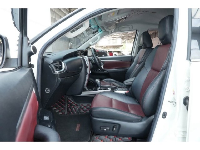 f6ecc0b98032b3e79c45d4c9a5c9d2d9.jpeg
