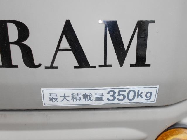 0400194A30261002W00114.jpg