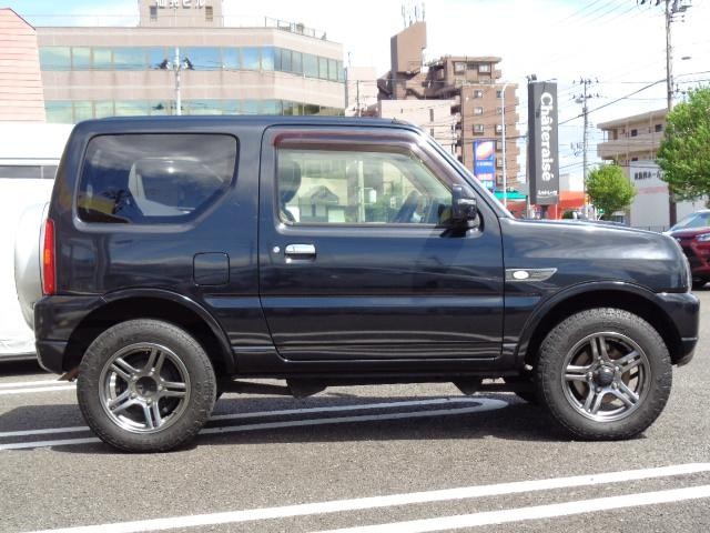0903753A30260607W00113.jpg