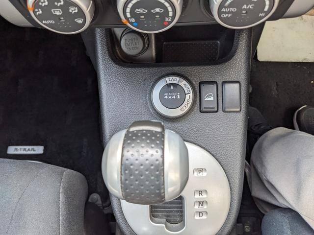 0902355A30260731W00214.jpg