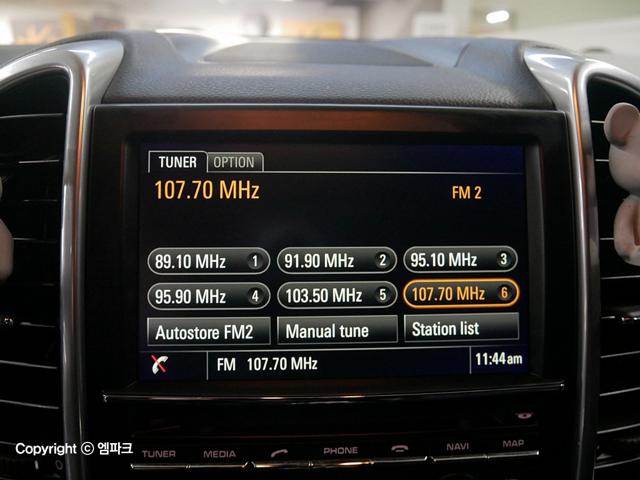 2111501948R12.jpg