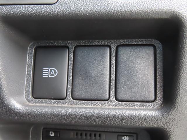 0561200A30260622W00108.jpg