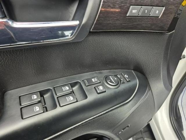 5111501959R19.jpg