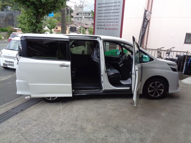 eade7cfc7130d3982af4f2f38cc4d0b2.jpg