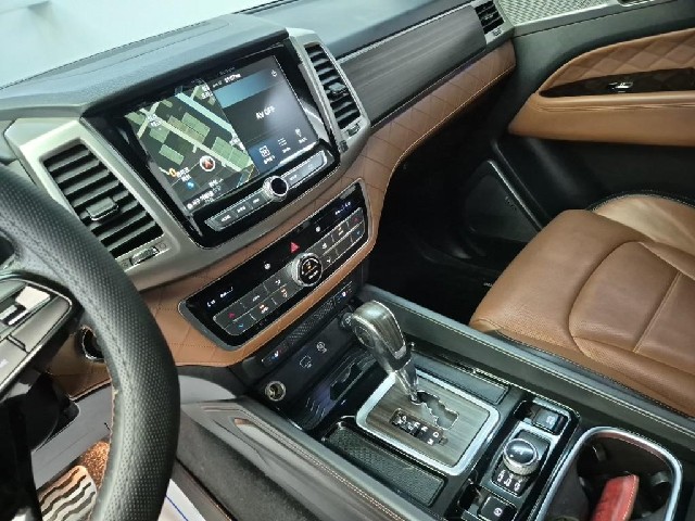 6061500890R10.jpg