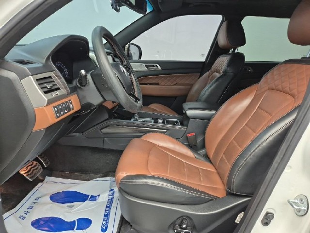 6061500890R11.jpg