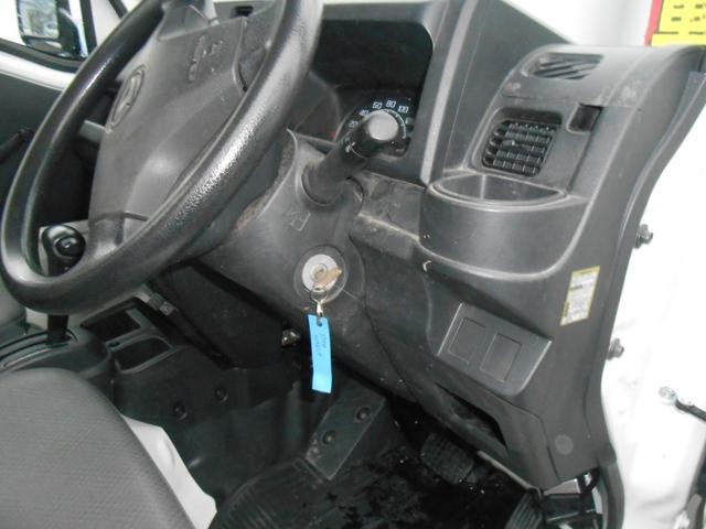 0500496A30260907W00218.jpg