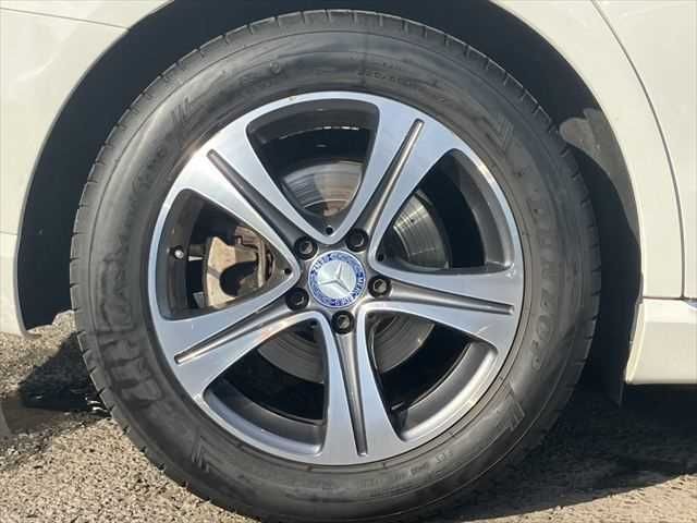 db2284e19d3a642321fcaa731461e945.jpg