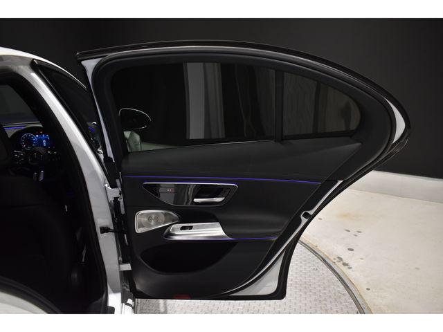 32dbb36d8fc782a2bd46093724ce2301.jpg