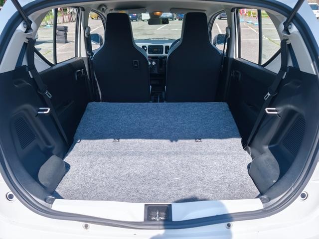 1200111A30260704W00114.jpg