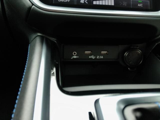 0706933A30260907W00116.jpg