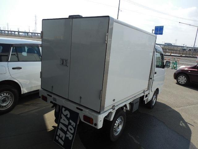 dcb3a7cab8e658e0df0ecd63508f0add.jpg